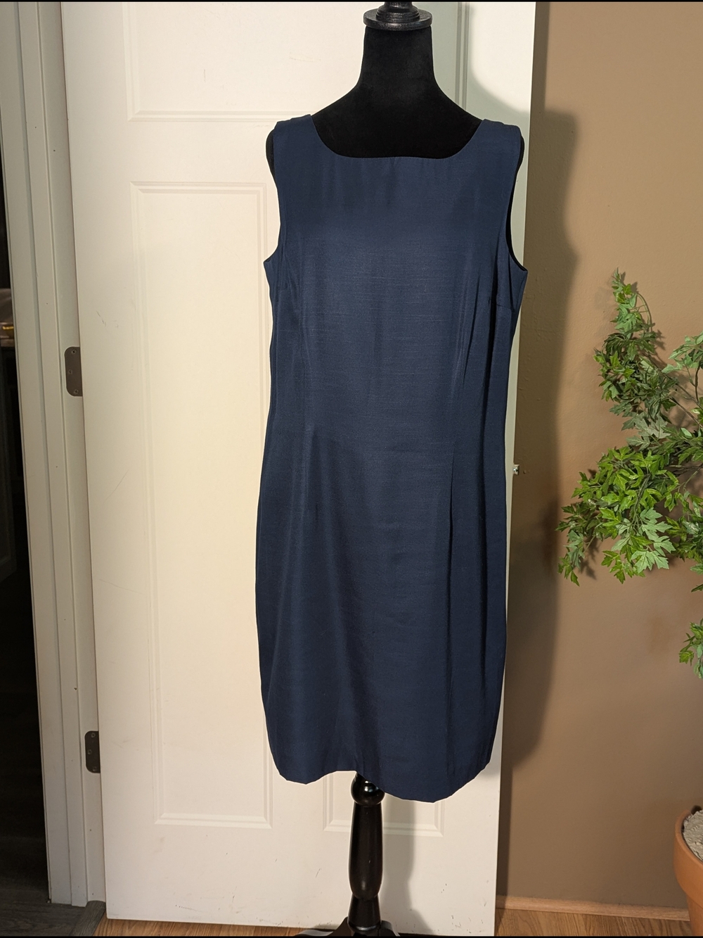 Pendleton Navy Blue Sleeveless Midi Dress. Size 14.